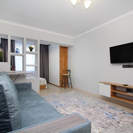 Cozy Studio In The Best Area! 5 阿拉木图 外观 照片